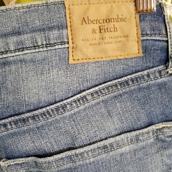 Abercrombie & Fitch jeans - Picture 3 of 5